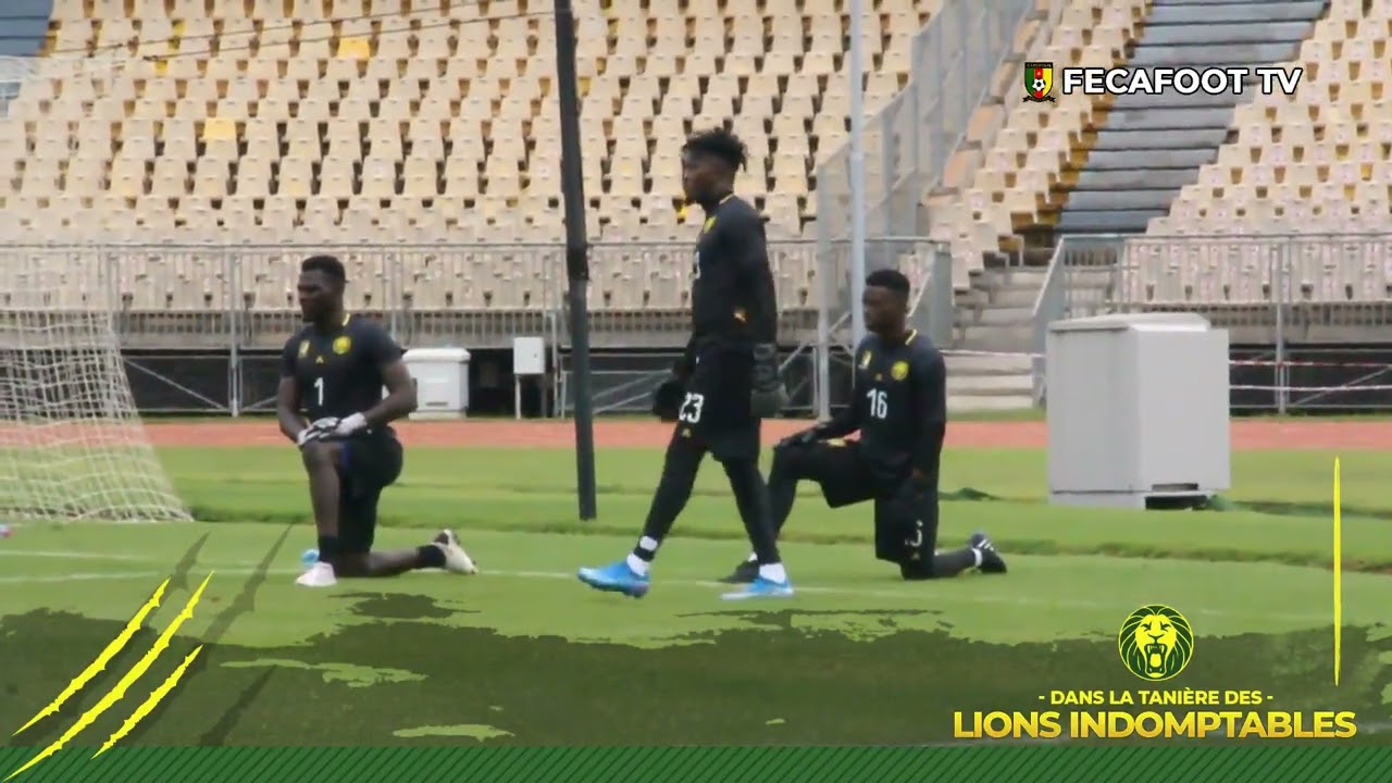 Séance d'entraînement des 25 joueurs locaux  au stade Ahmadou Ahidjo