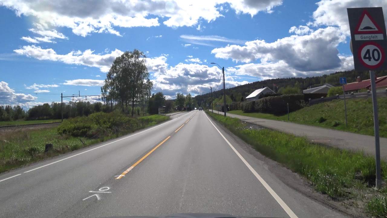 Tyrifjorden rundt 5 - Norderhov til &Aring;mot via Vikersund og Geithus