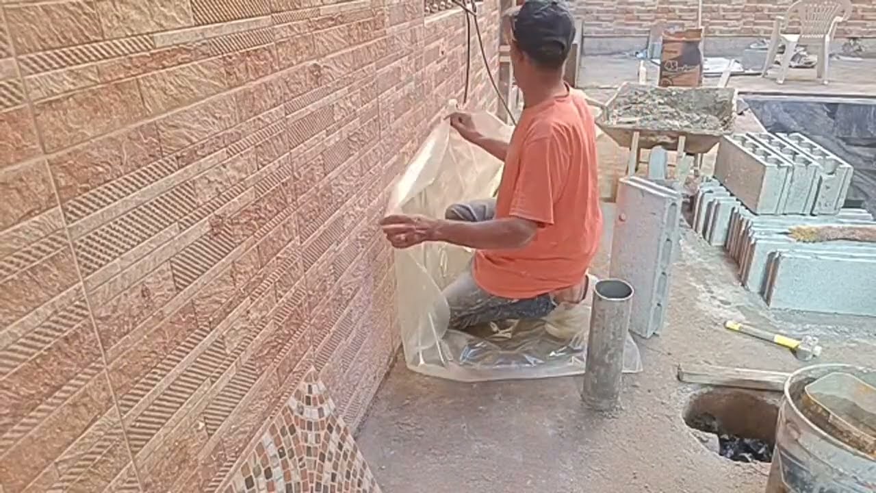 Как построить цветочный горшок рядом с домом из кирпичей и цемента | Шаг за шагом