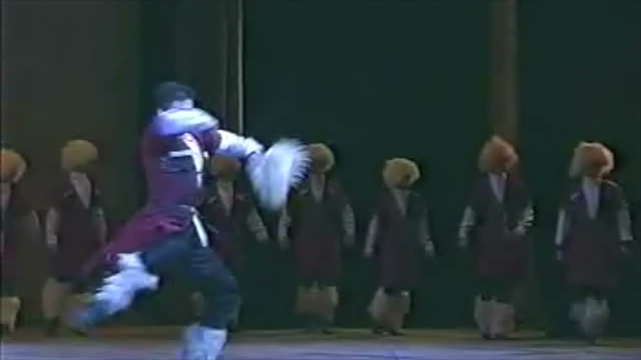 Khanjluri Dansı Sukhishvili Gürcistan Devlet Halk Dansları Topluluğu Tiflis Konseri 2005