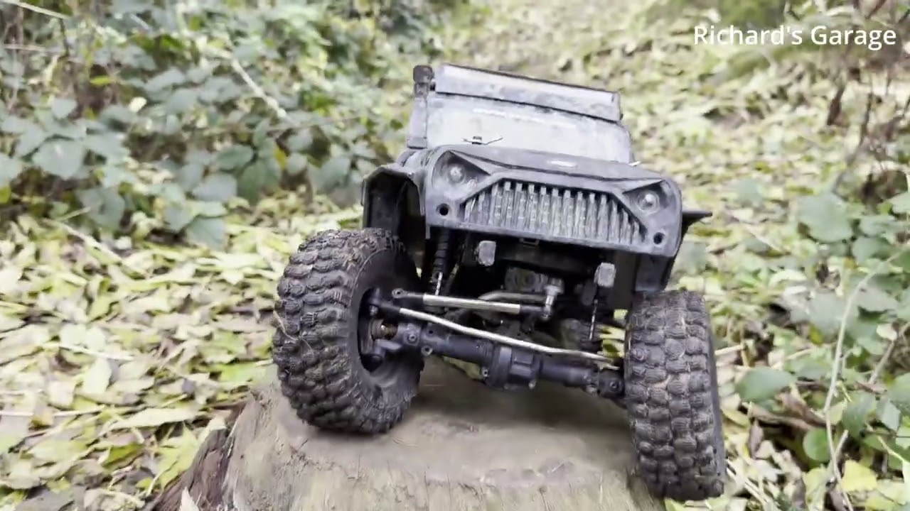 Epic RC Crawling Adventure with the FTX Outback Fury 2.0 | Autumn in the UK Countryside
