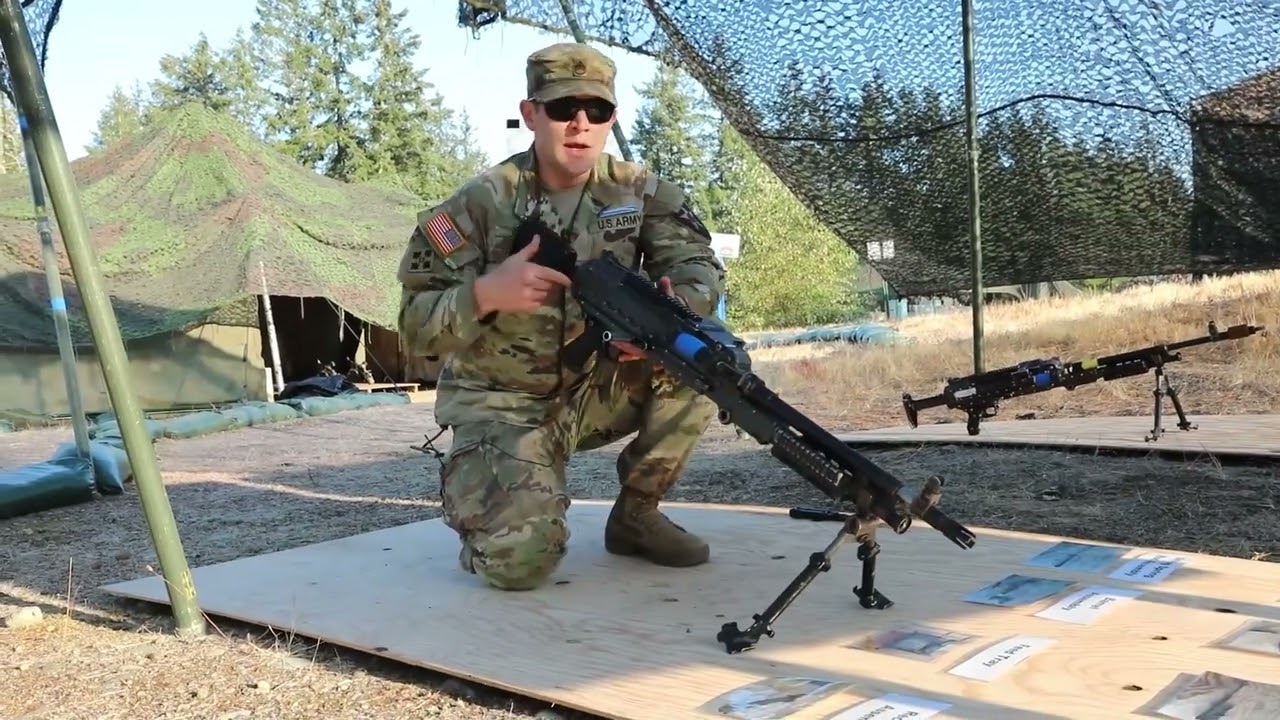 Proper procedures operating M240B machine gun
