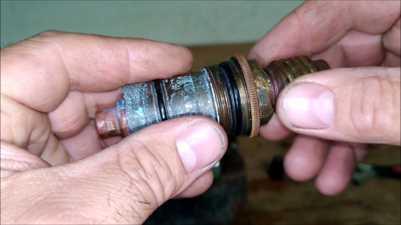 (V2) Desmontar, reparar ou substituir cartucho termostático GROHE