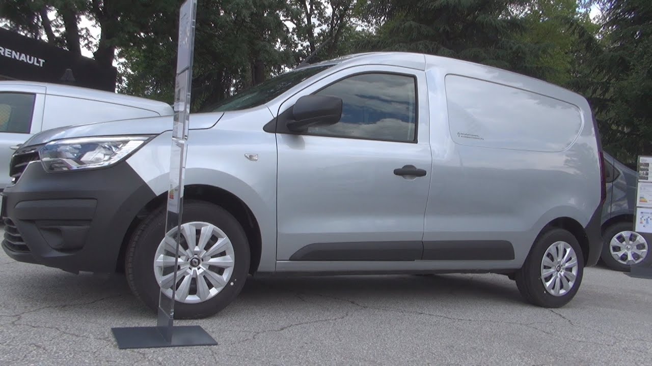 Renault Express Zen 1.5 dCi 95 hp BMV6 Panel Van (2021) Exterior and Interior