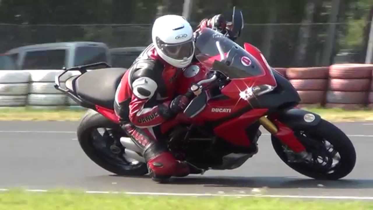 trening motocyklowy  tor Stary Kisielin Wallrav Race Center