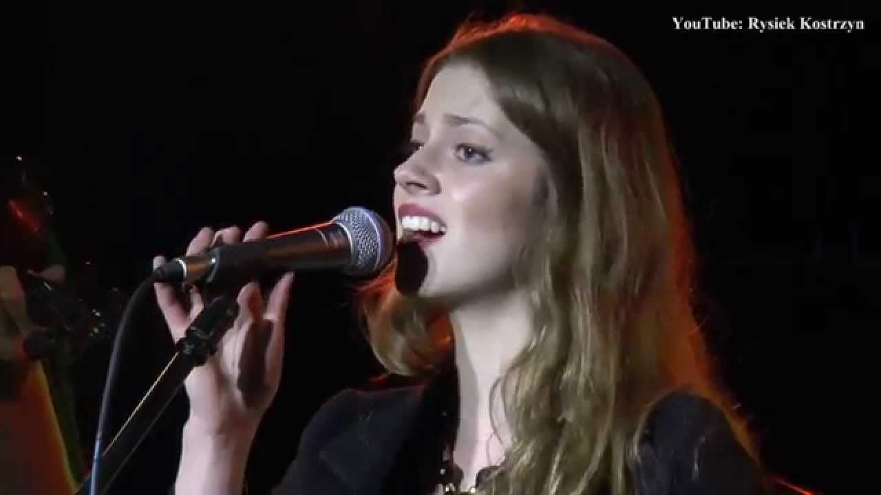 Kari S&aacute;l (Karina Srocka)- koncert- KCK  Kostrzyn nad Odrą 2015