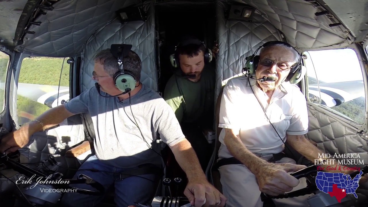 WWII Pilot Flies His C-47 One Last Time