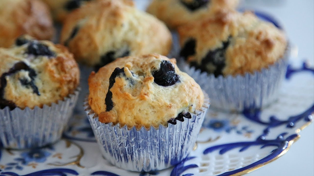 Հապալասով Մաֆին - Blueberry Muffins Recipe - Heghineh Cooking Show in Armenian