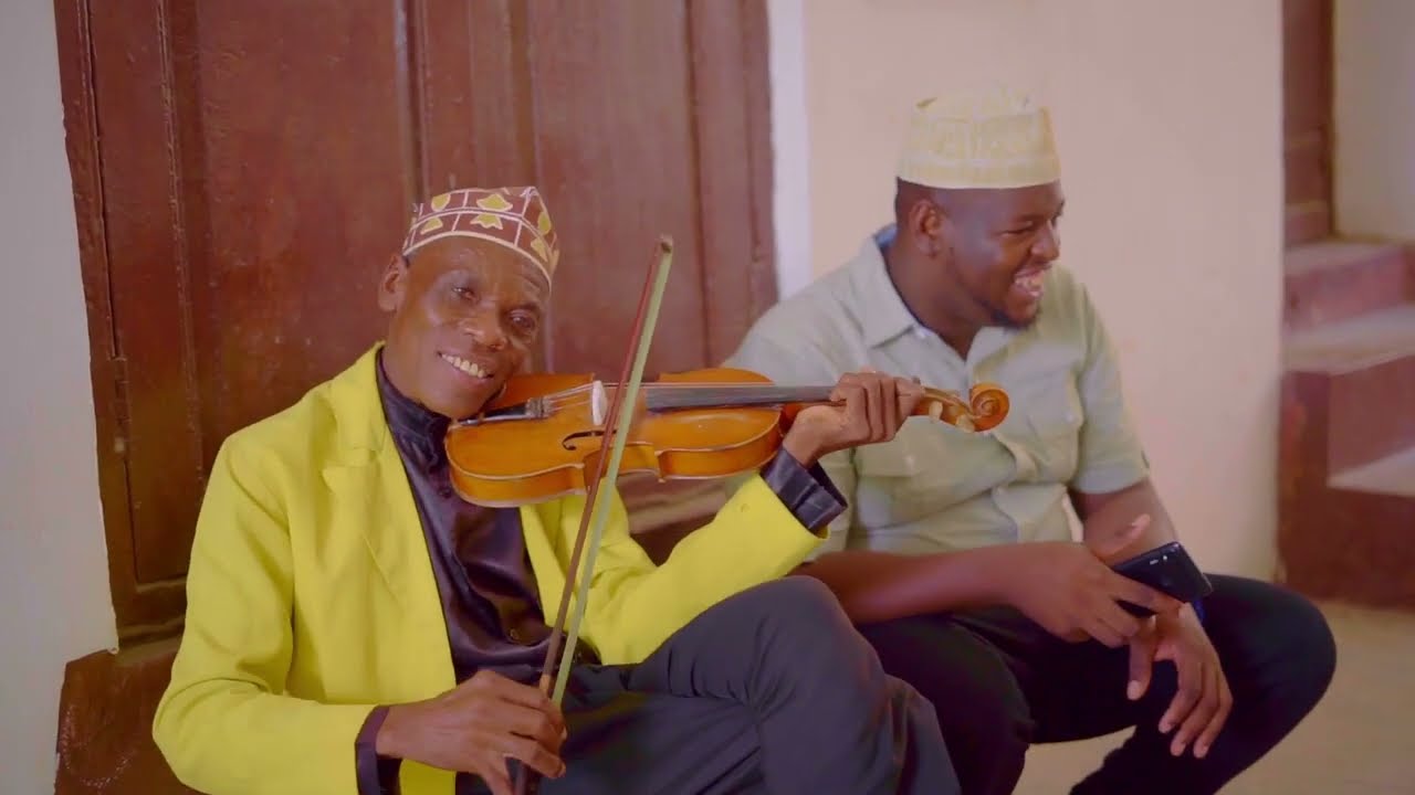 HUJAHITIMU KUSOMA VIOLIN VERSION FT BRO.STAMINA STONE TOWN ZANZIBAR