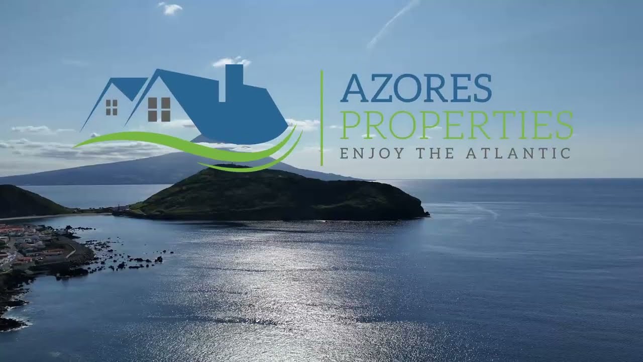Five bedrooms family house sea side in Horta city