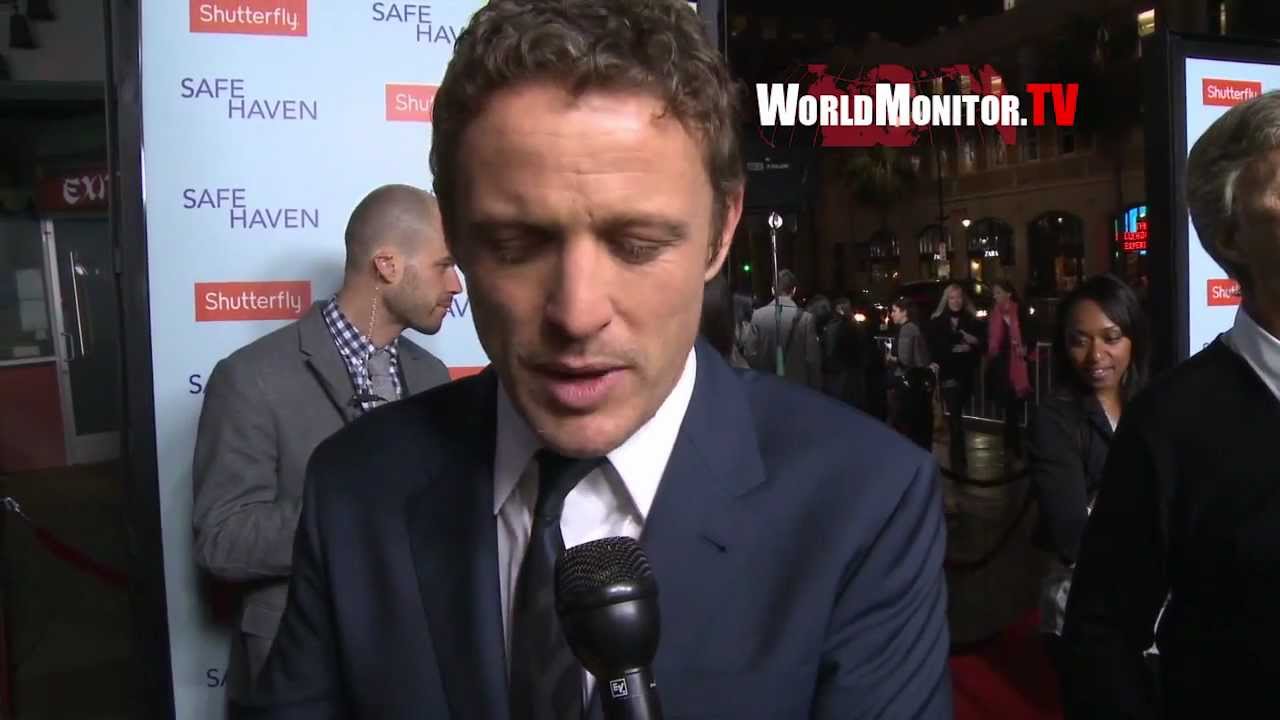David Lyons and Nicholas Sparks interviewed at Safe Haven Los Angeles premiere