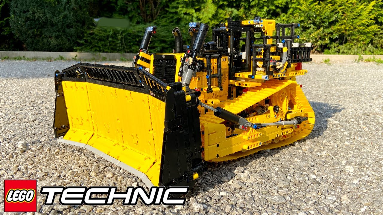 Tolles Modell, aber ein frecher Preis... | LEGO Technic 'CAT Bulldozer' Review Teil 1 | 42131