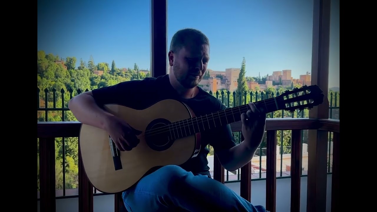 Alejandro Hurtado Seguiriyas on a Pepe Romero Negra y Blanca Flamenco Guitar