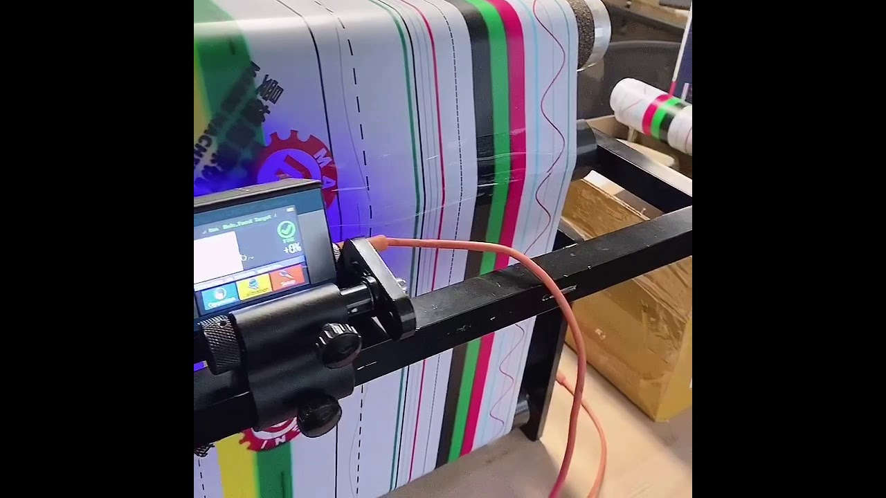 Web Guide Control System with CCD Sensor