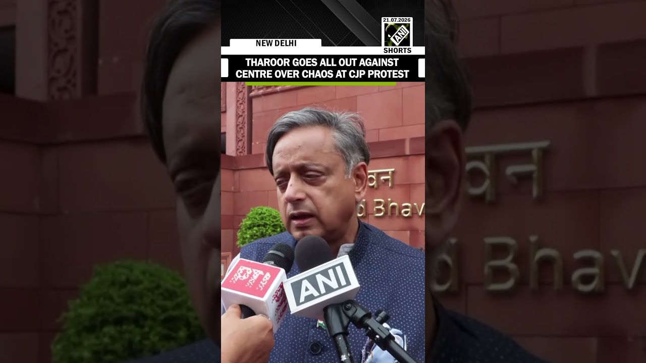 Must Watch! Congress MP Shashi Tharoor goes all out against Centre over chaos at CJP protest