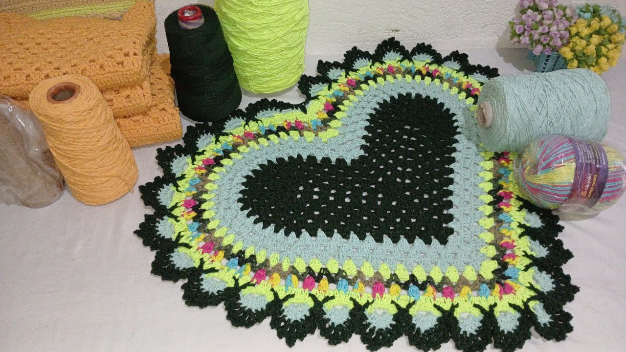 Jogo de cozinha🧶cor única mais tapete coração 💚✔️