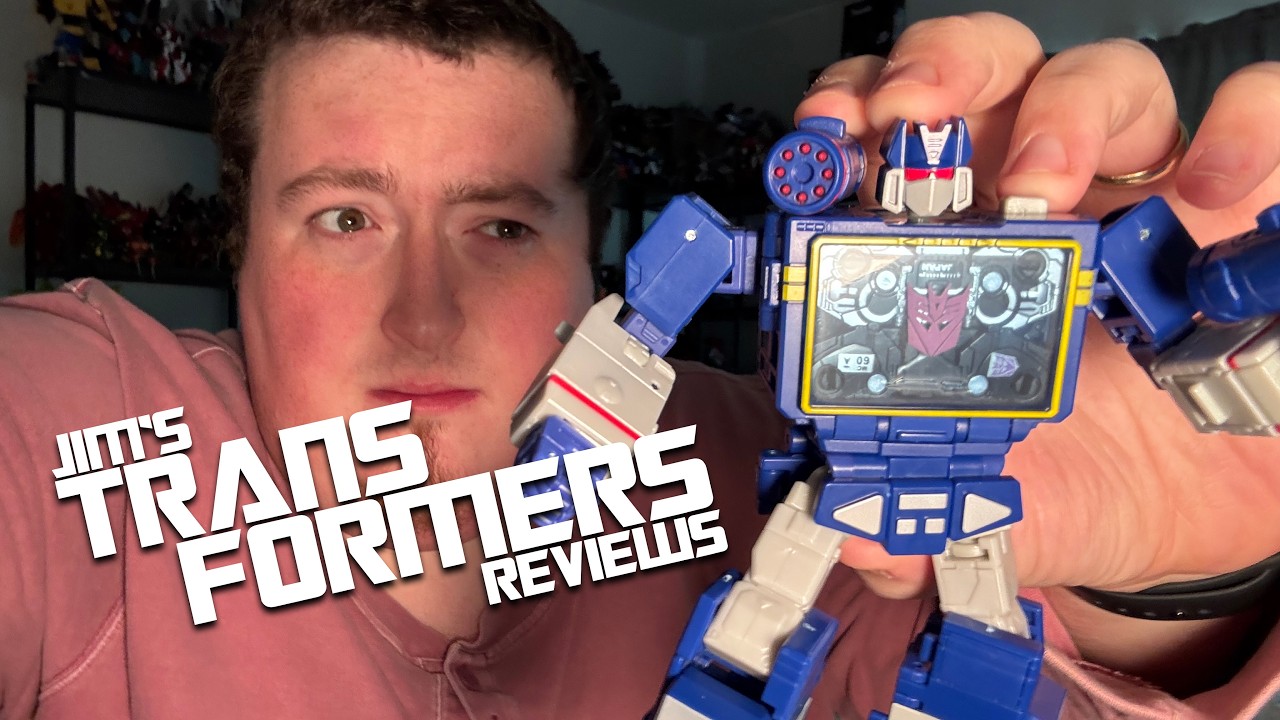 I'M TORN: Studio Series Leader Class Soundwave Review - Jim's Transformers Reviews