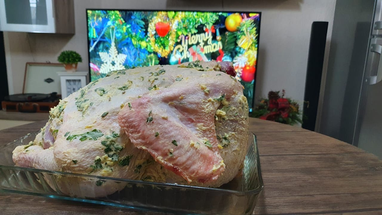 Një recetë e thjeshtë gatimi për gjelin e Vitit të Ri nga Gjergji