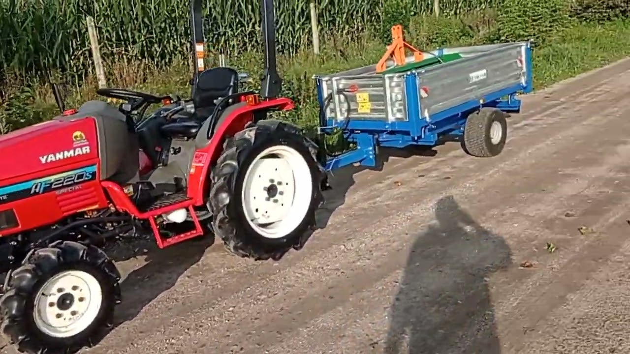 Traktorek YANMAR -AF 220D