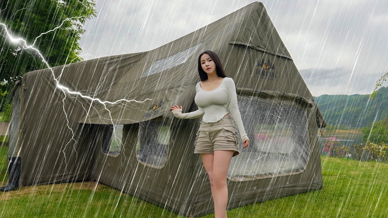 Кемпинг в сильный дождь☔️с 2-комнатной надувной палаткой⚡️ Дождь и грозы ASMR