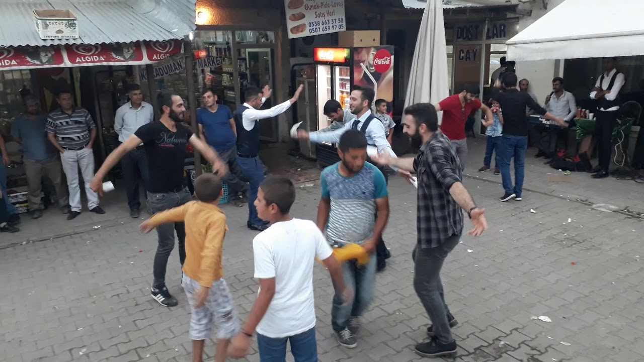 Erzurum Düğünü Böyle olur. ( Tanju karadumanin Düğününden) Yağan