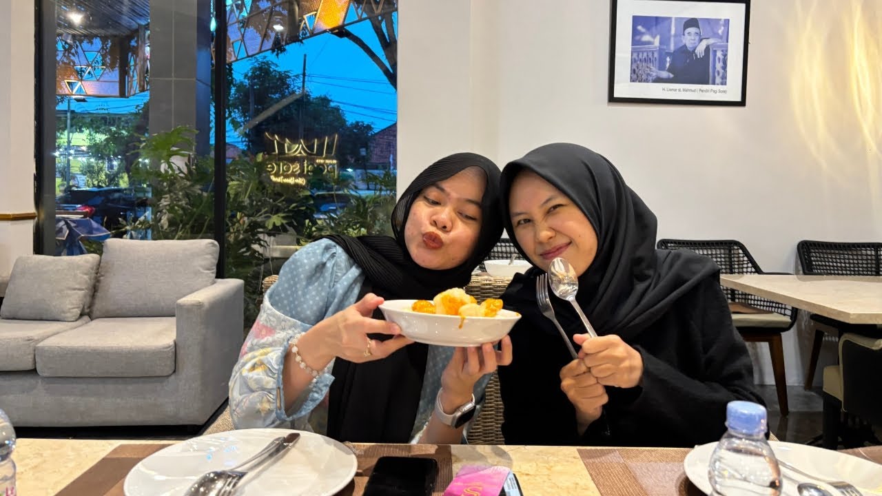 Main di Surabaya 👀🍛 Makan Nasi Padang PAGI SORE