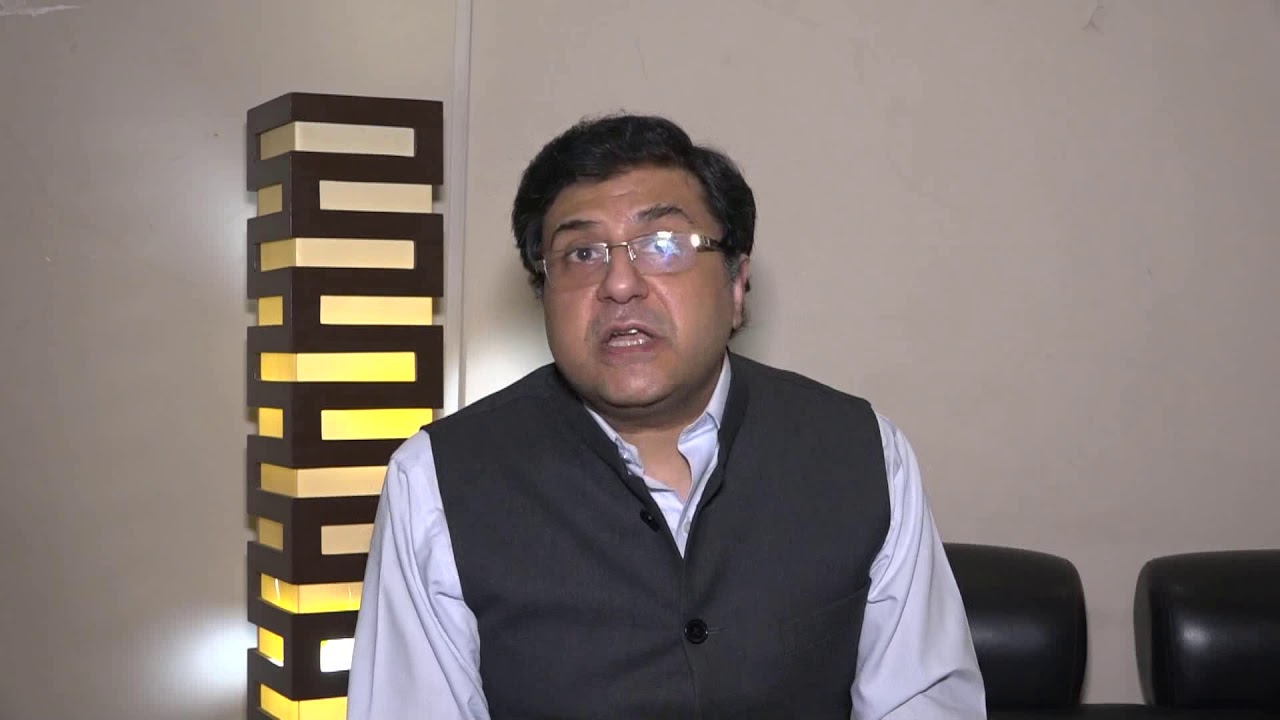 &ldquo;#BaatKarkeTohDekho&rdquo; - Dr. Sameer Malhotra's message on Mental Health Awareness
