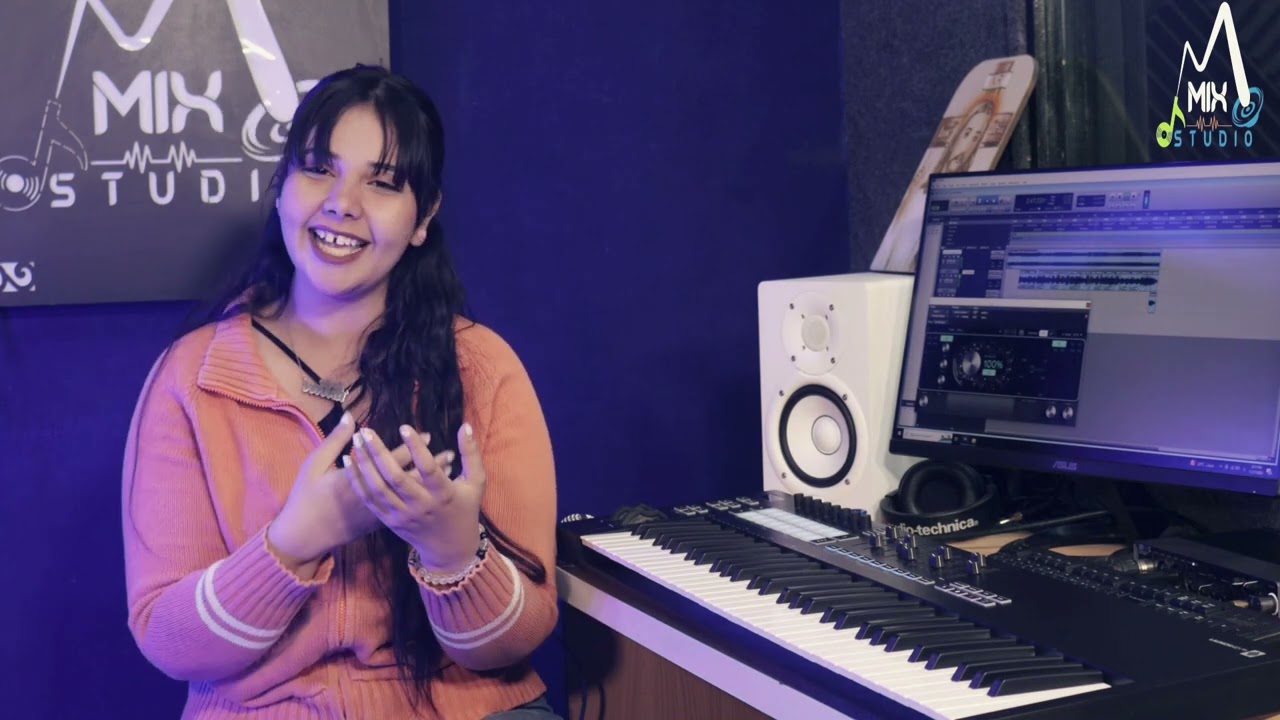 تحتار وتفكر / المرنمة : فيرينا ميلاد #استديو_ميكس