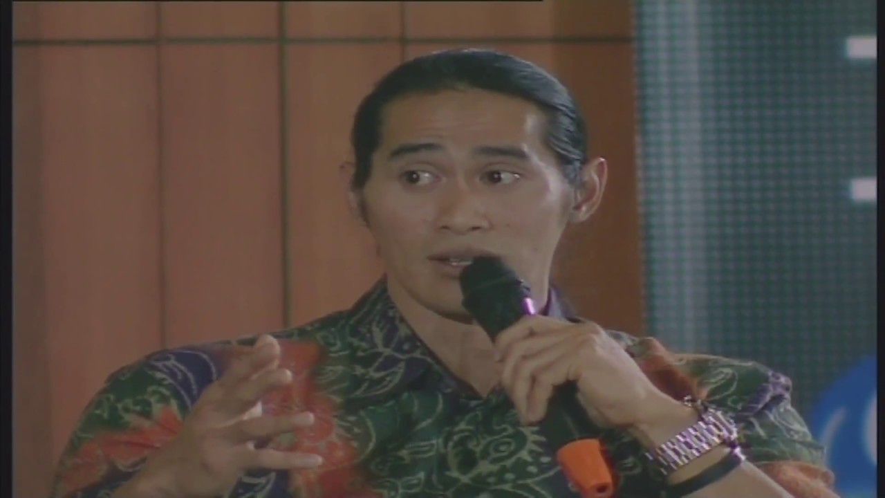 Rosi dan Ade Rai, Universitas Indonesia