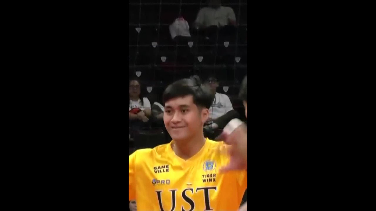 Hernandez COMES THROUGH for UST vs. UP in Set 2 🐯 | UAAP Season 88 Men&rsquo;s Volleyball Round 1
