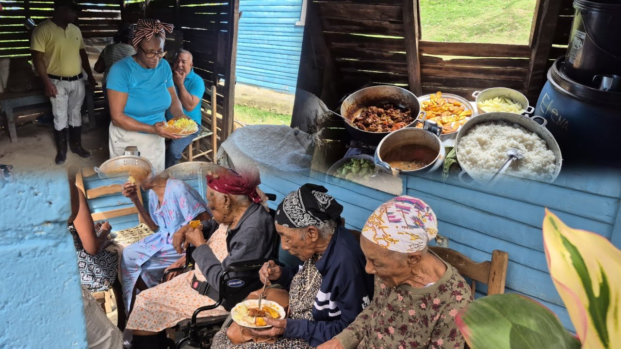 cocinandole a las hermanas que suman más de 400 años entre las