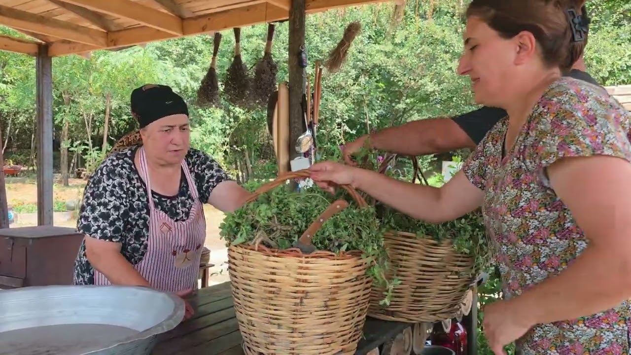 Peaceful Village Cooking &ndash; Life in the Countryside