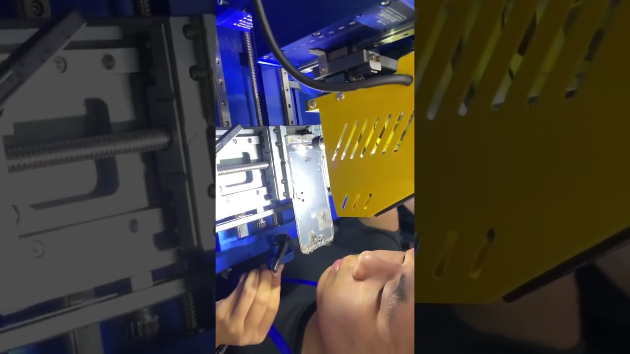 Chip/CPU grinding machine, masters are checking.