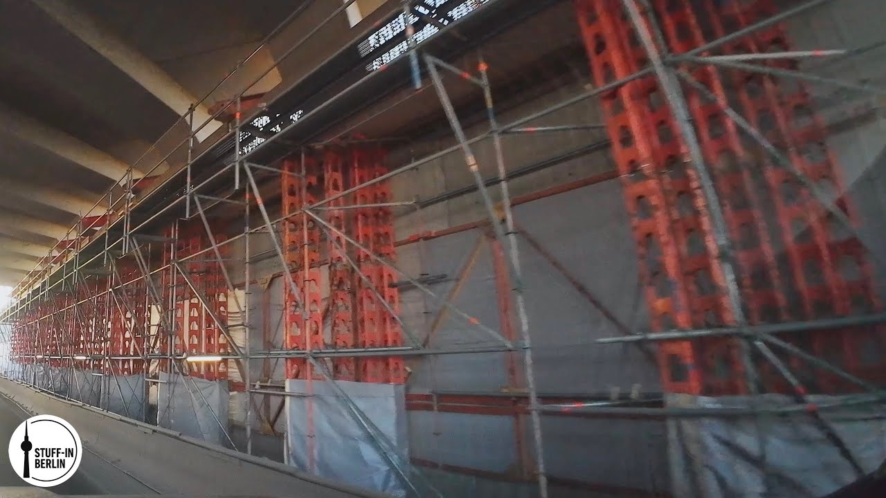 Berlin · Bridge Construction Close-Up — Urban Street View (Part 3 · Dez 2025)