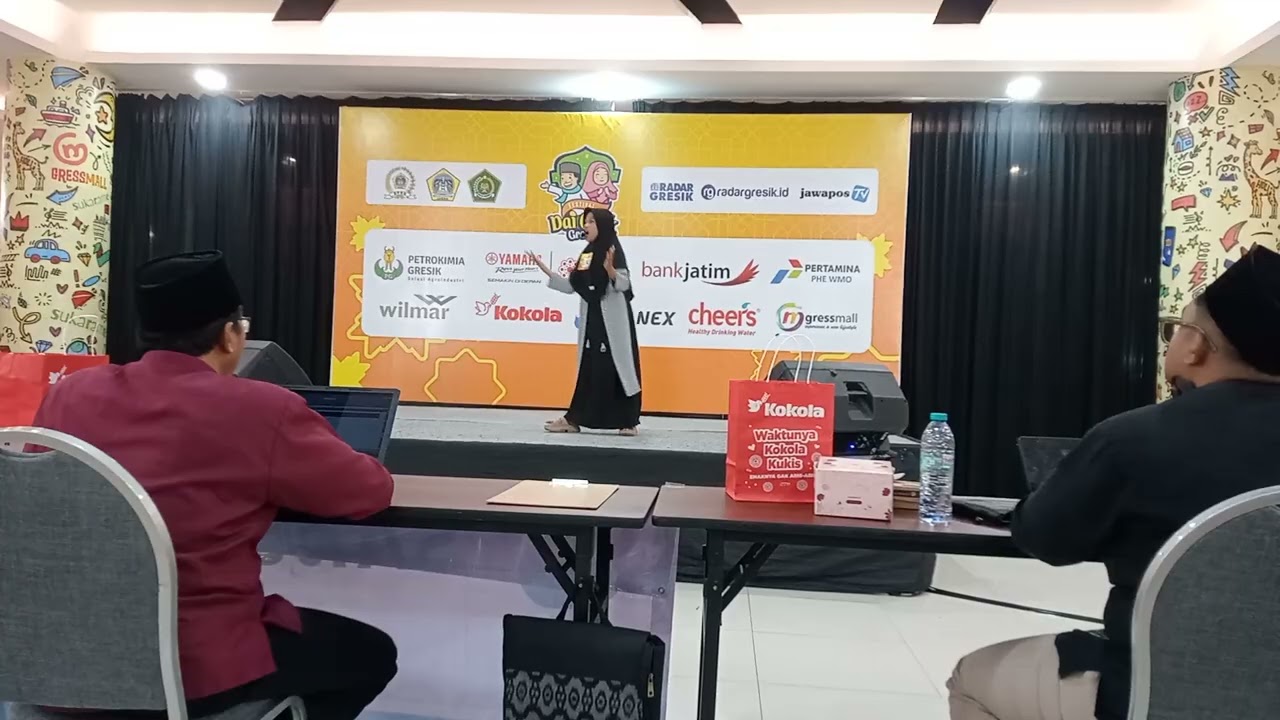 Lomba pildacil di GRESSMALL by bunga 