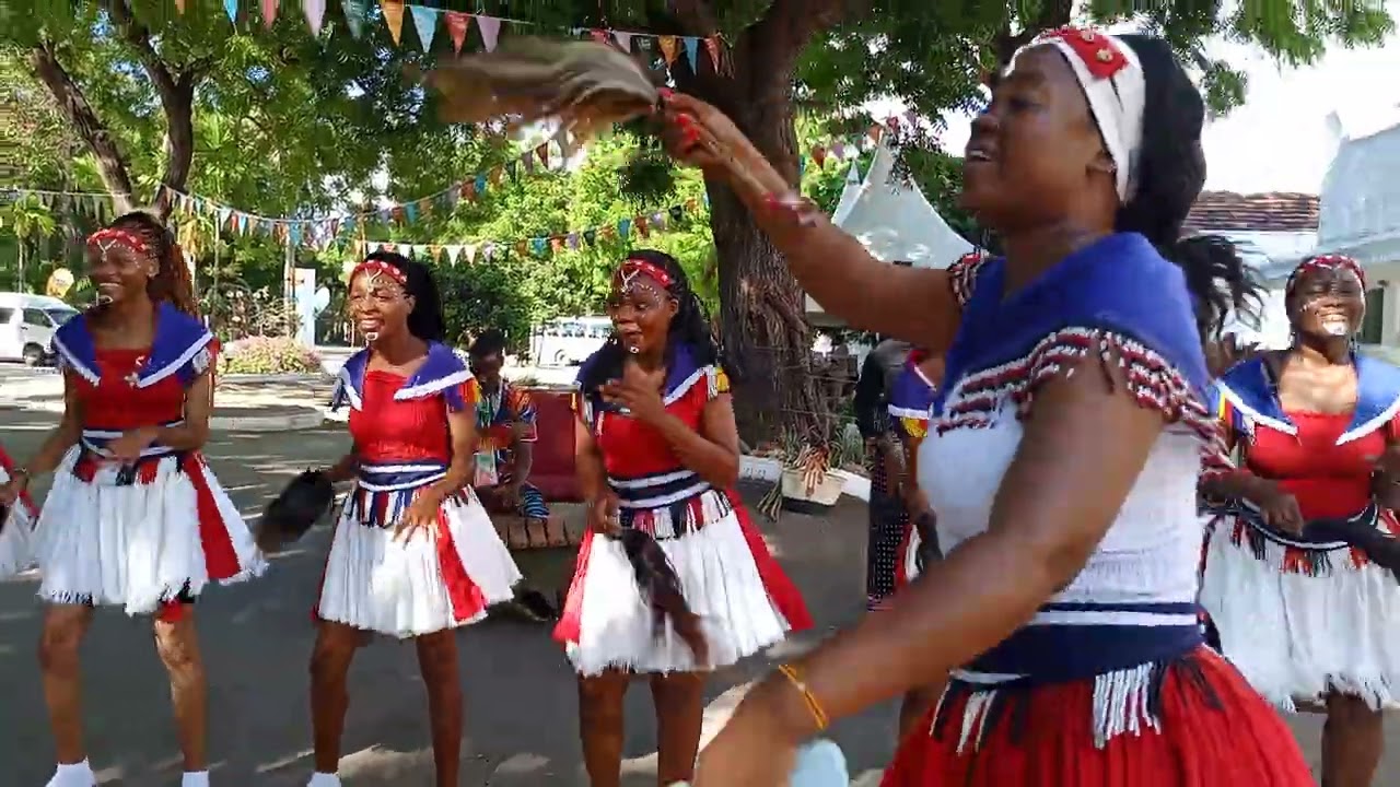 Mijikenda Group At Sarov