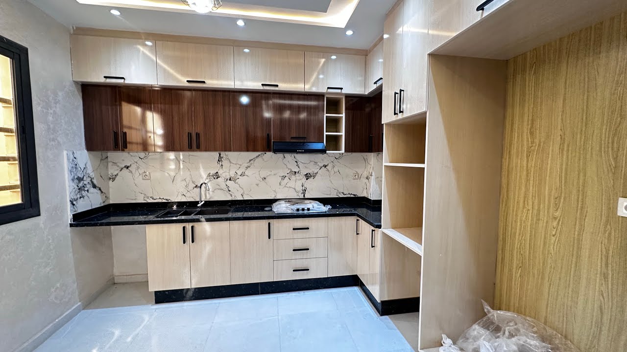 شقة  للبيع فخمة  بواجهتين 145متر. الثمن 58مليون+دعم ☎️+212665933983