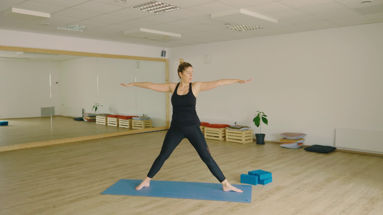 Joga izziv za začetnike z Nino Gaspari 3. dan: Vadba za odpiranje bokov