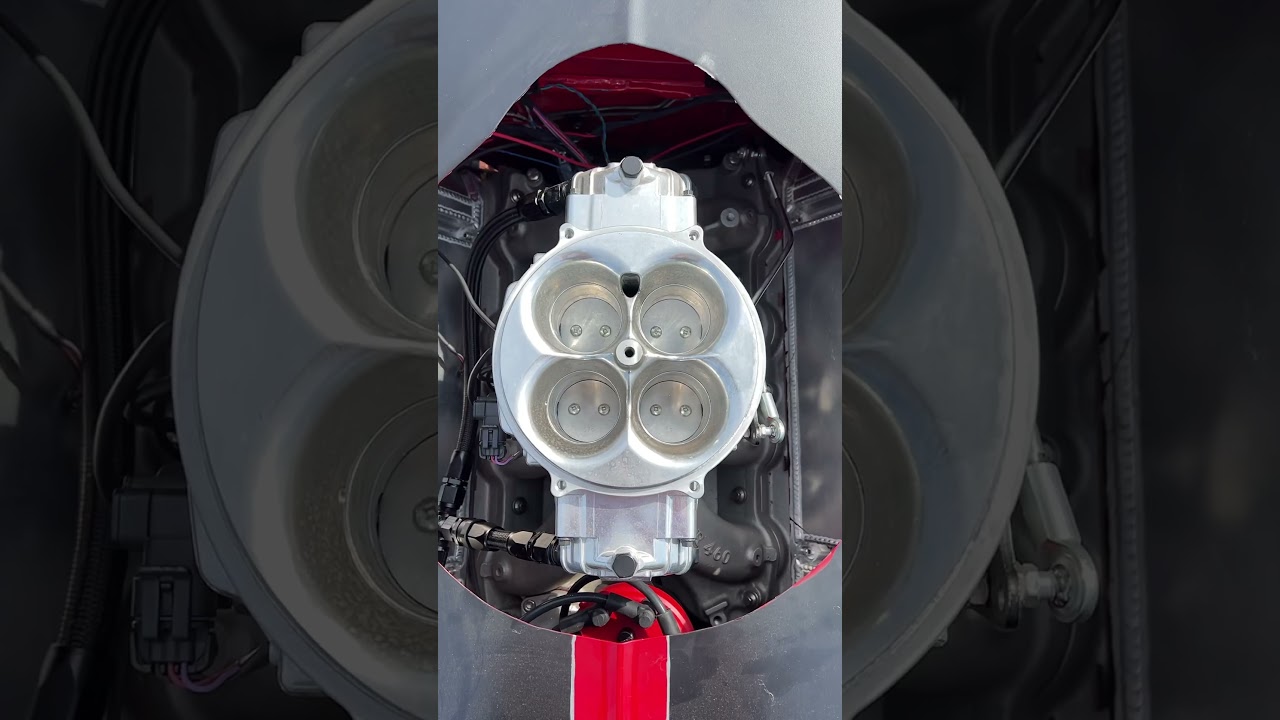 Holley Sniper EFI Slow-Mo! Fueling a 600ci Big Block Ford. How many MPG do you think it gets? 😆