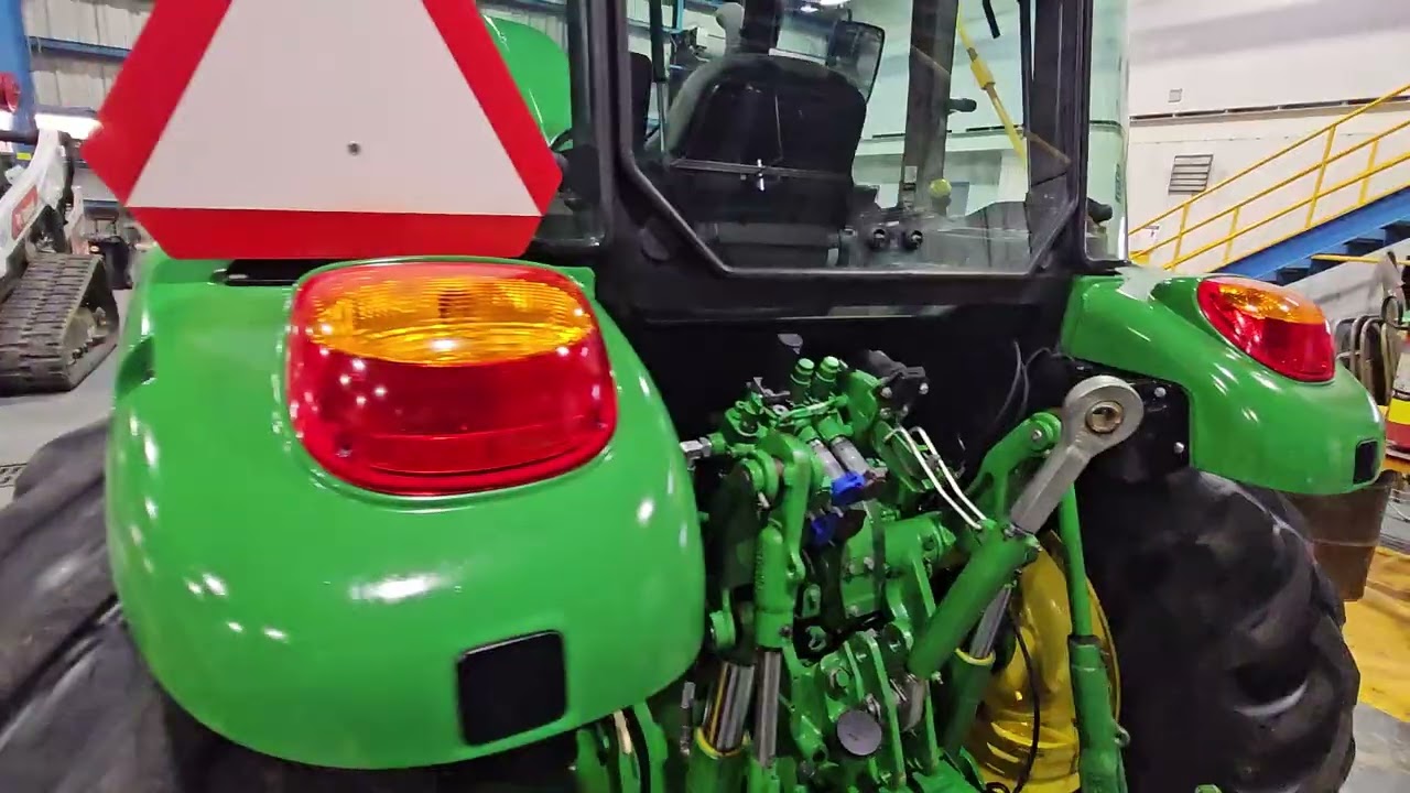 2020 John Deere 5115M 4x4 Tractor