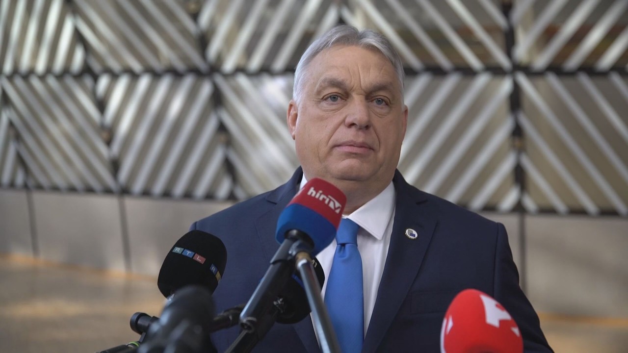 Orbán Viktor sajtótájékoztatója Brüsszelből - HírTV