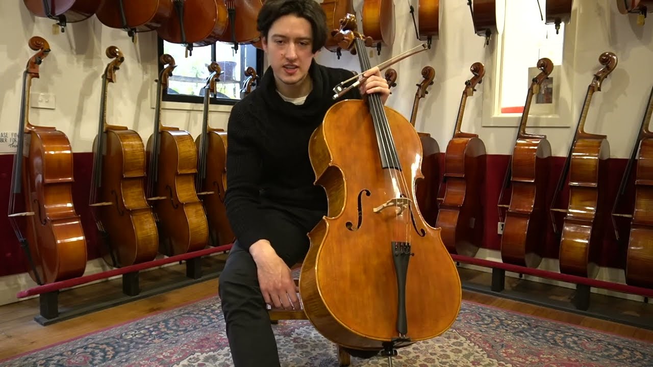 Daniele Tonarelli master cello demonstration