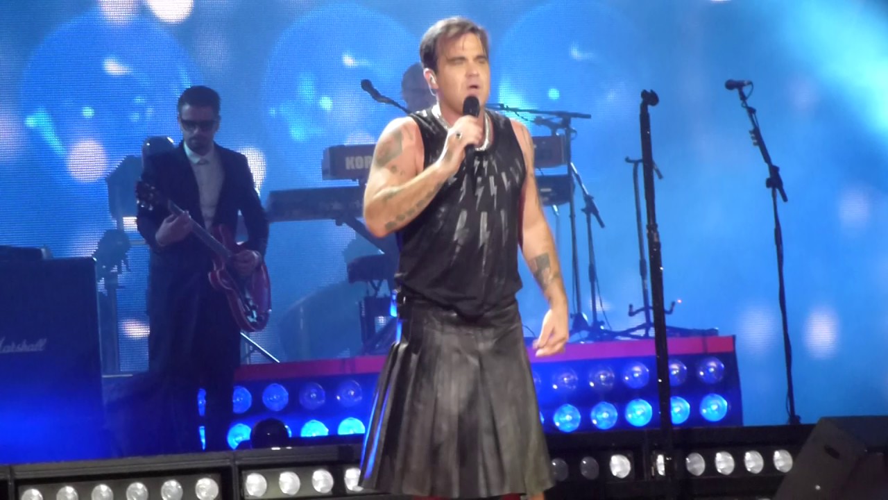 Robbie Williams - Good Looking Woman by Joe Dolan - Aviva Dublin June 2017