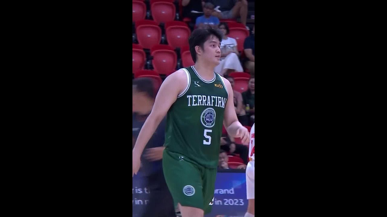 Keith Zaldivar BUZZER-BEATING TRIPLE for Terrafirma vin 1Q 💨 | PBA Season 49 Philippine Cup