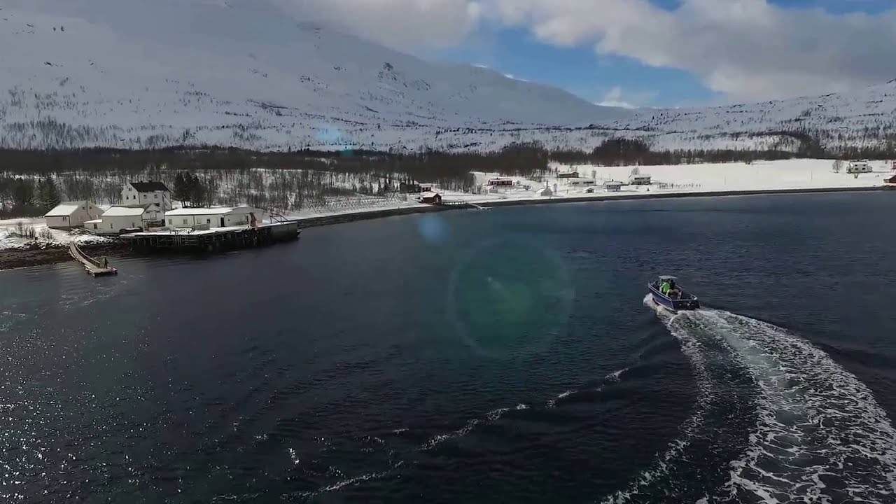 Why should you visit Lyngen Outdoor Center on Uloya in Norway.