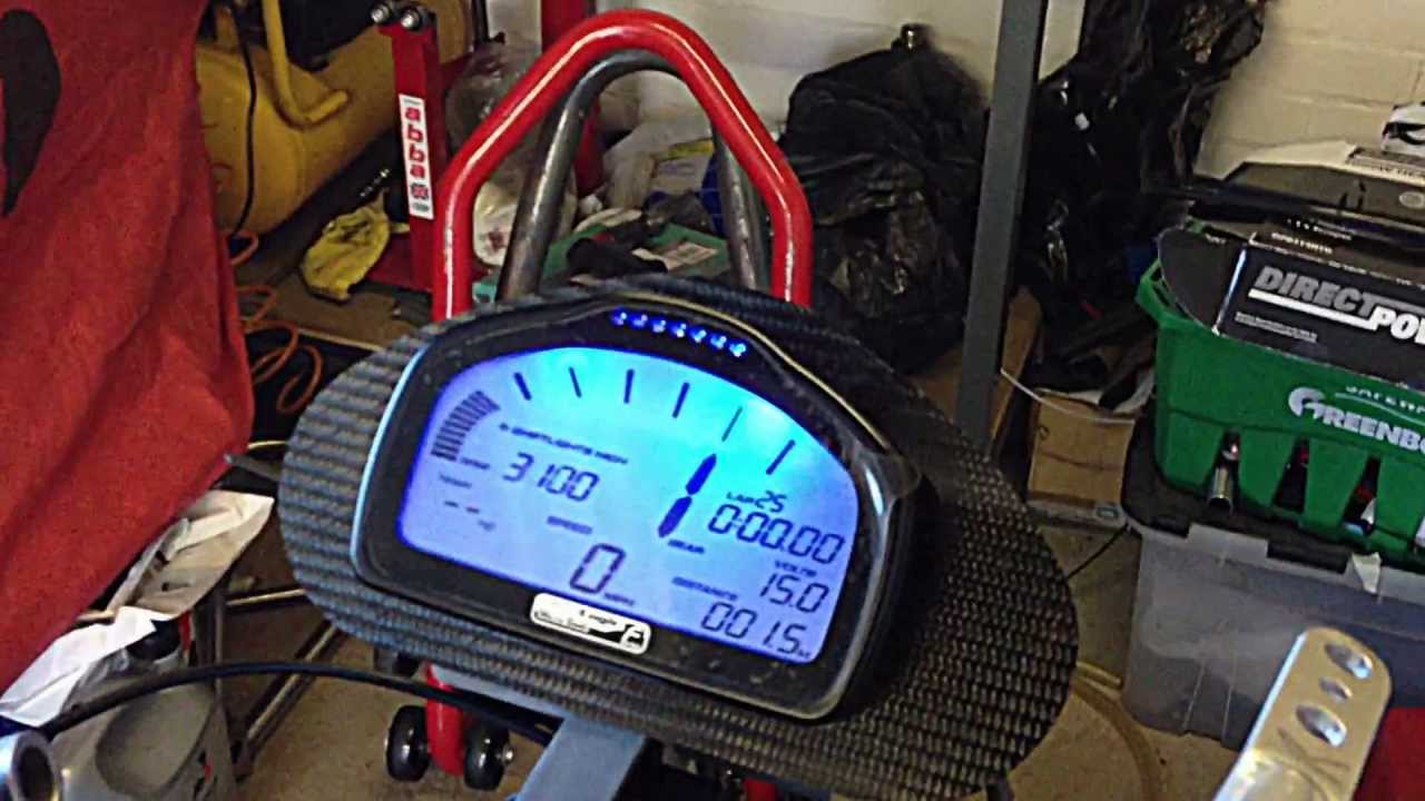 Suzuki RGV500 run