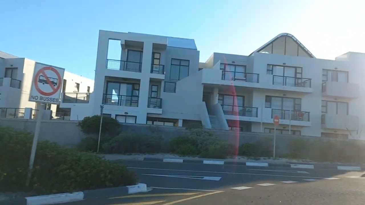 Bloubergstrand to Melkbosstrand on a Sunday morning in Cape Town