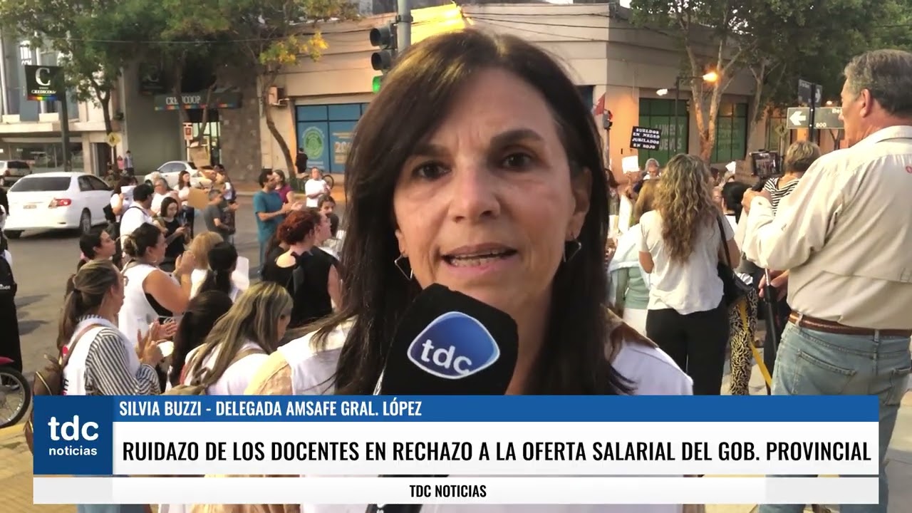 V.T | RUIDAZO DE LOS DOCENTES EN RECHAZO A LA OFERTA SALARIAL DEL GOB. PROVINCIAL