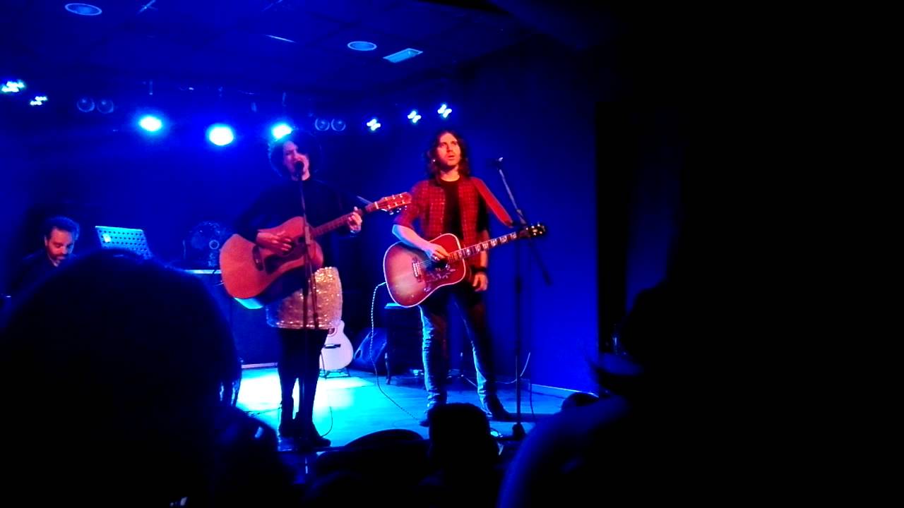 Vicky Gastelo y Rulo 'Si tú piensas en mí'. Santander (05-03-2016)