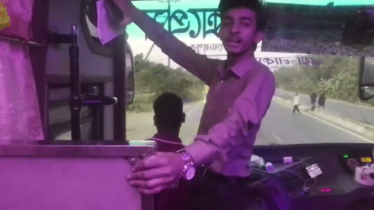 নোয়াখালী থেকে ঢাকা আসলা সারা এক্সপ্রেস বাসে করে